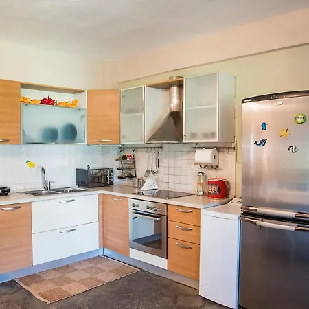 Eirinis House * Possidi