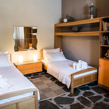 Dom wakacyjny Eirinis House