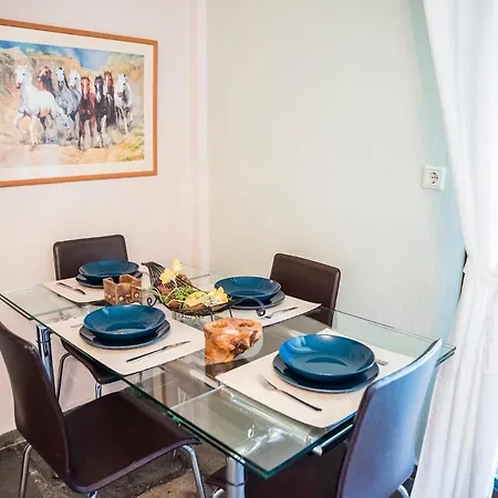 Holiday home Eirinis House *