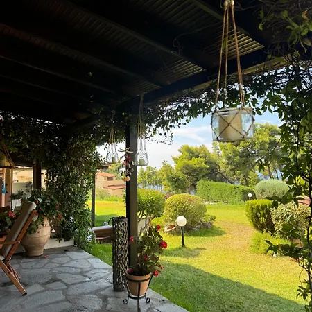 Eirinis House Dom wakacyjny *