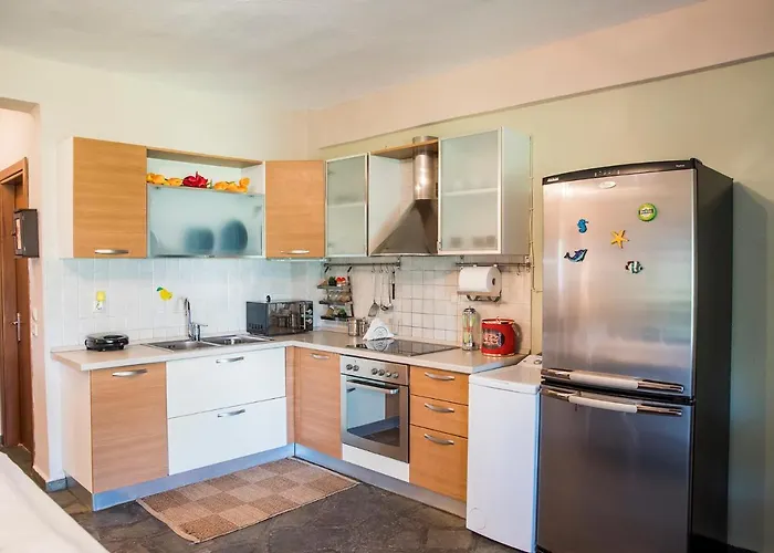 Eirinis House * Posidi