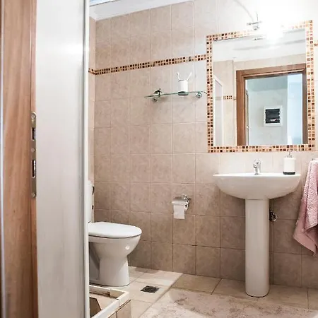 Eirinis House פוסידי